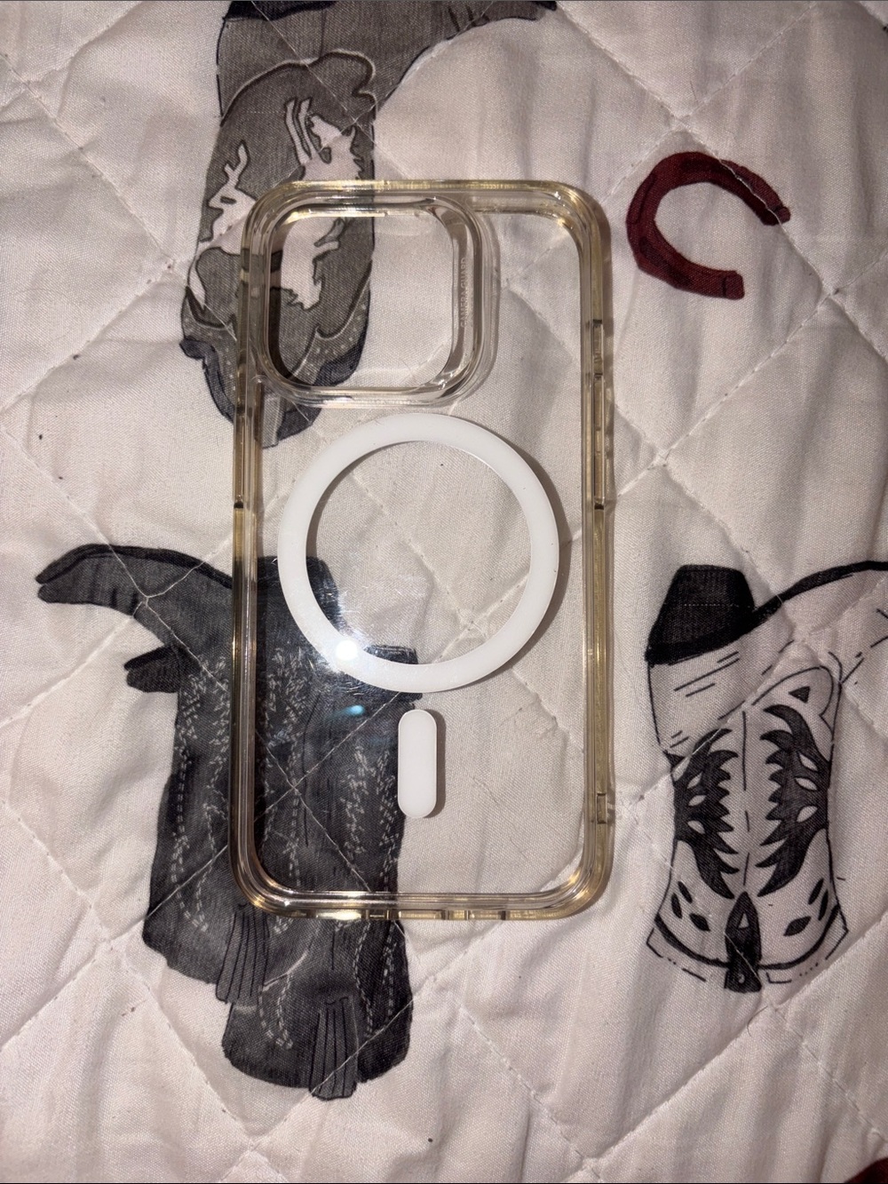 Clear MagSafe-Compatible iPhone Case with White Magnetic Ring iPhone 14 Pro